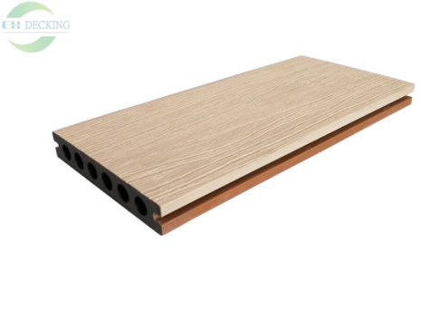 What are the Advantages of WPC Decking?