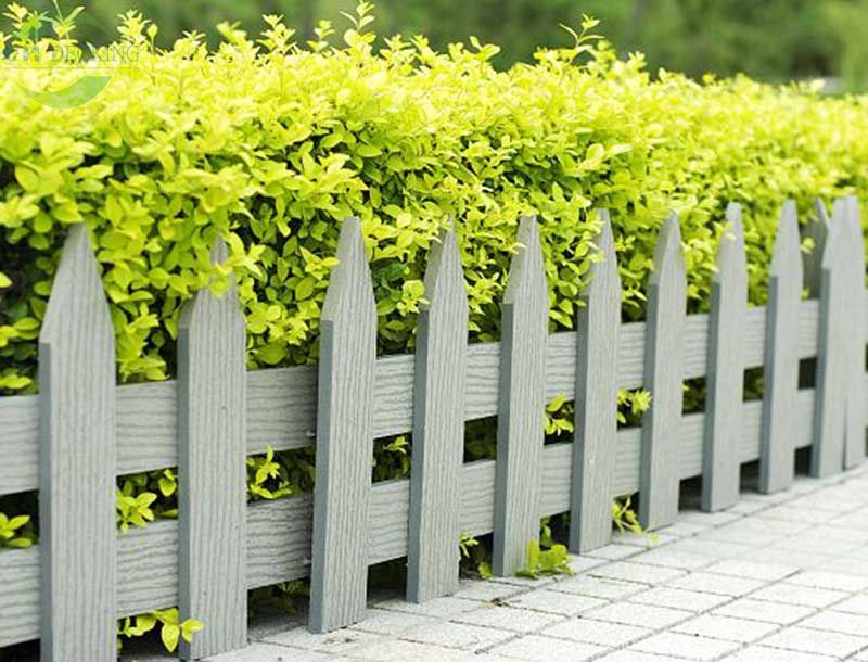 Composite Wood Picket Fence